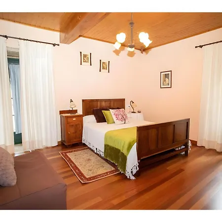 Casa De Barreiro Curtis